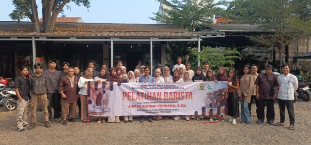 Tekan Pengangguran, Anggota DPRD Bandung Ahmad Rahmat Purnama Gelar Pelatihan Barista Tekan Pengangguran, Anggota DPRD Bandung Ahmad Rahmat Purnama Gelar Pelatihan Barista